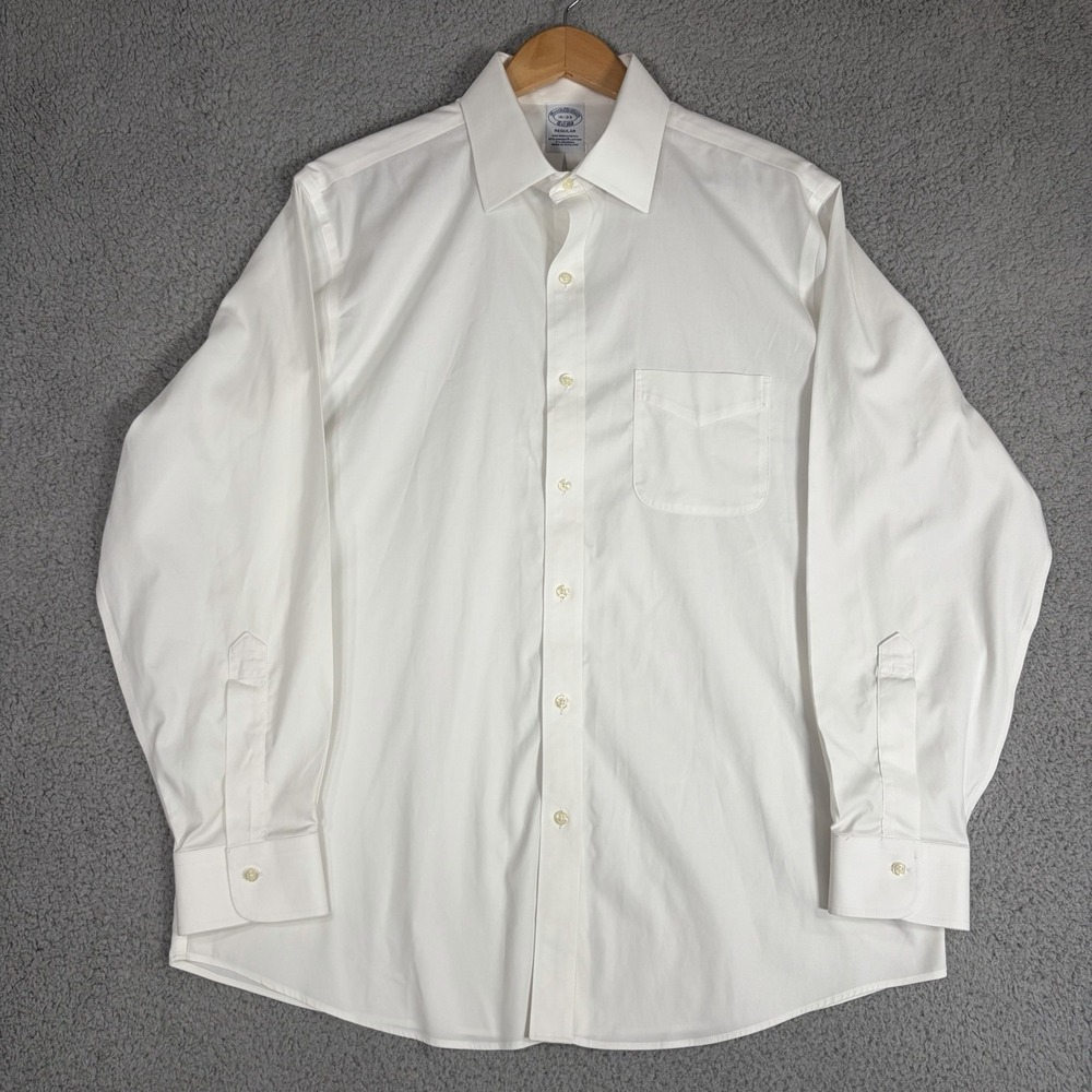 Brooks Brothers Dress Shirt Men's 16 (33) Long Sleeve Button-Up Solid White